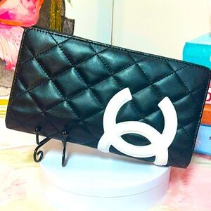 CHANEL Black Quilted Leather Wallet with White CC Logo